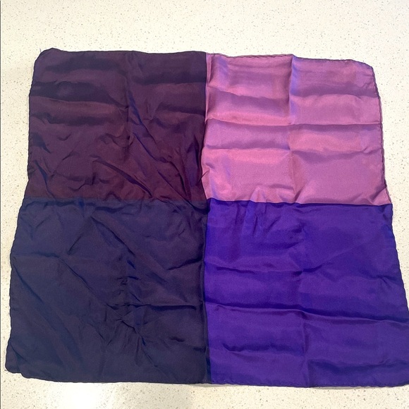 100% Silk, Purple color block pocket square. - Picture 1 of 2